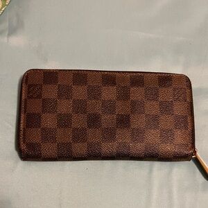 “LOUIS VUITTON” LIKE NEW, BEAUTIFUL, & HAS COA!! GREAT DEAL‼️‼️